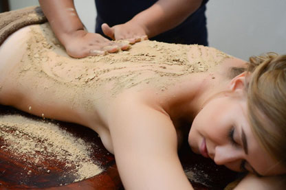 Udhwarthanam Ayurvedic Therapy in Delhi NCR